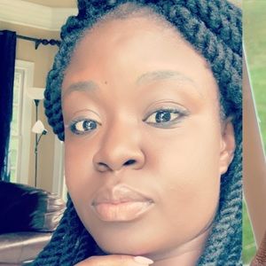 Meet your Posher, Marianne